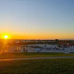 Apartman Smittshoern 3 - Nordsee Erdgeschosswohnung Mit Eingezaeunten Garten, Kamin Und Lounge! Altfunnixsiel