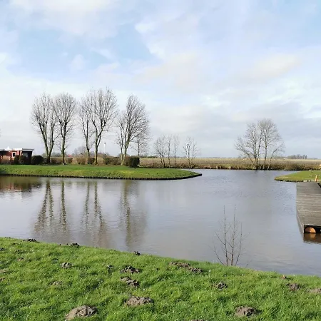 Smittshoern 3 - Nordsee Erdgeschosswohnung Mit Eingezaeunten Garten, Kamin Und Lounge! Altfunnixsiel