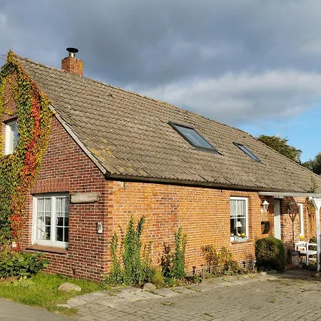 Smittshoern 3 - Nordsee Erdgeschosswohnung Mit Eingezaeunten Garten, Kamin Und Lounge! Apartman *